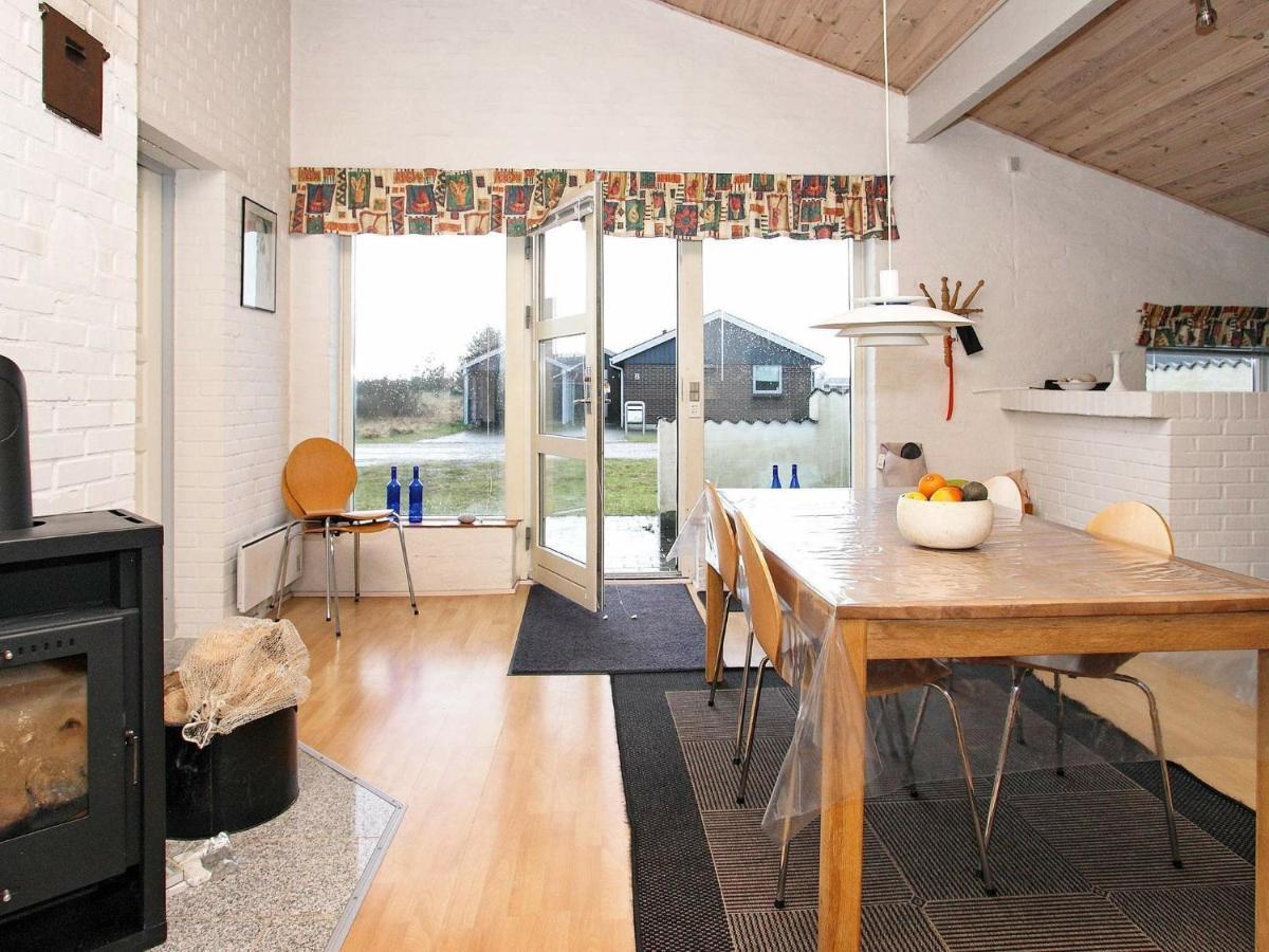Three-Bedroom Holiday Home In Thisted 4 Nørre Vorupør Værelse billede